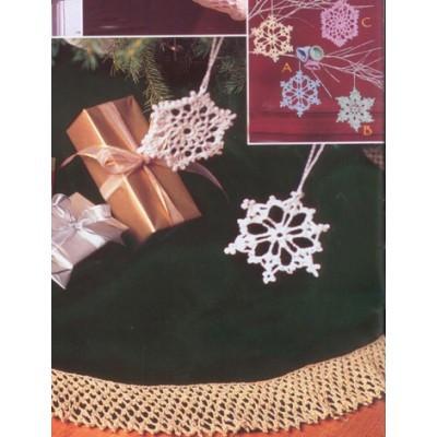 Patons Grace Bells Flakes and Tree Skirt Edging